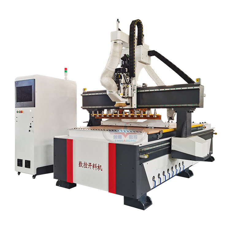 快速了解購(gòu)買(mǎi)數(shù)控開(kāi)料機(jī)需要注意的功能特點(diǎn)及優(yōu)勢(shì)
